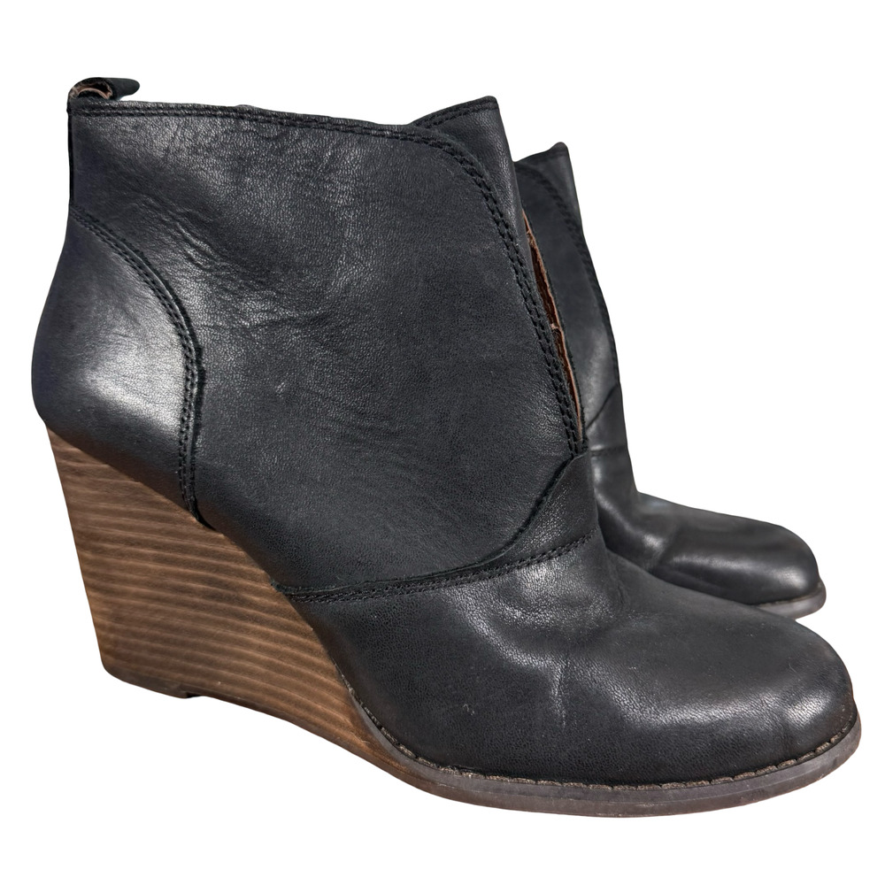 Lucky Brand Yinan Black Leather Wedge Ankle Booties Boots Shoes Stacked Heel 9